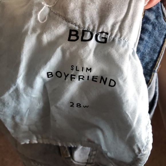 BDG Slim Boyfriend Distressed Denim Jeans - Picture 6 of 11